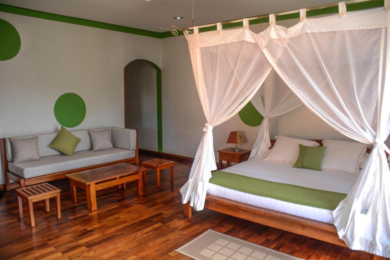 Andasibe Cyperus Hotel Moramanga Exterior foto